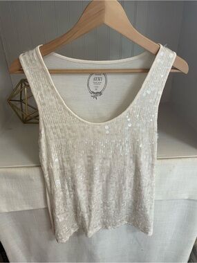 Embellished Scoop Neck Tank Top in Cream